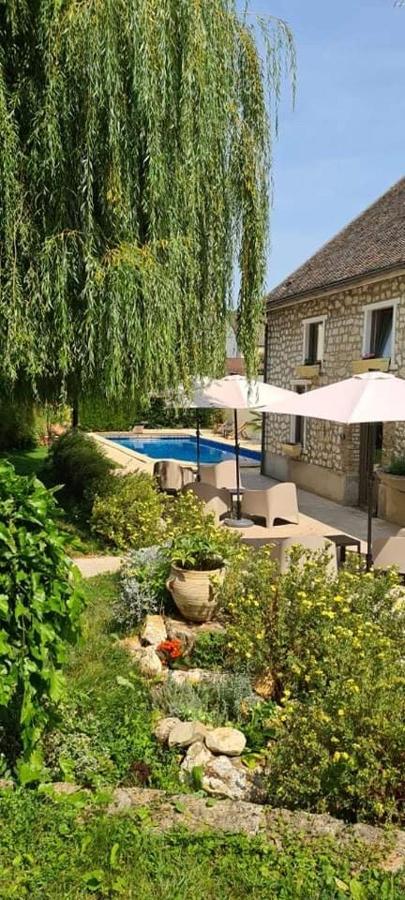 Au Fil De L'O Bed & Breakfast Bisseuil Exterior foto